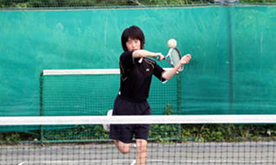 ソフトテニス部（女子）のイメージ写真